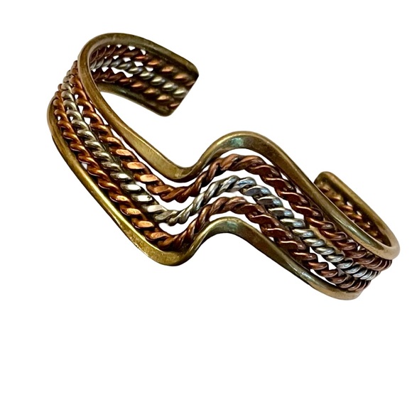 Vintage Cuff Bracelet Tri-Color Metal - Picture 2 of 5
